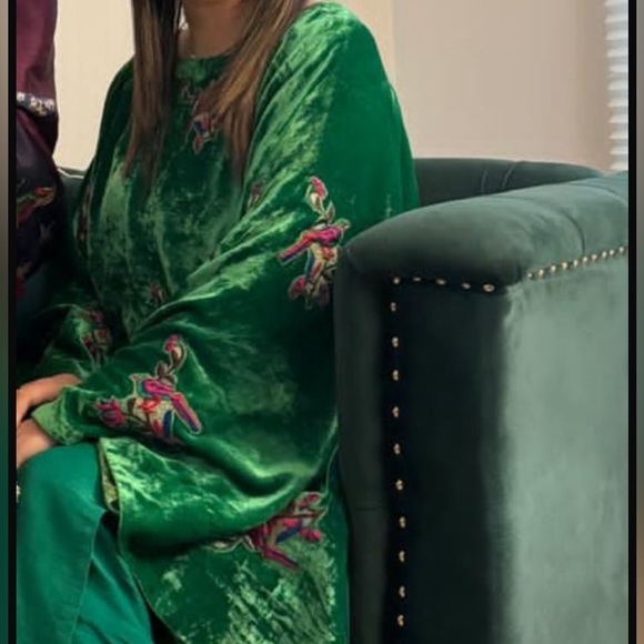 COPY - AmbriAhil - Picture 1 of 4